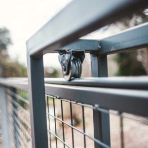 Gate mechanism